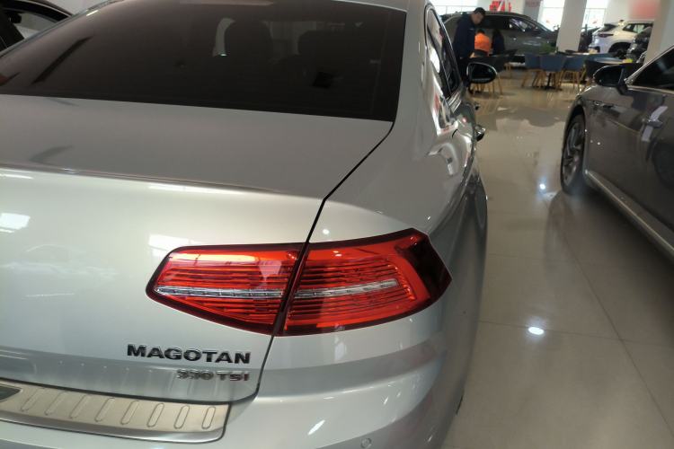 Used Volkswagen Magotan 2019 330TSI DSG Leading Model China VI Standard