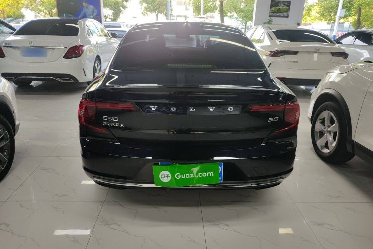 Used Volvo S90 2022 B5 Zhiyi Luxury Edition
