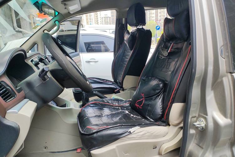 Used FORTHING Lingzhi 2019 Facelifted M5L 1.6L 7-Seater Base Model China VI Standard
