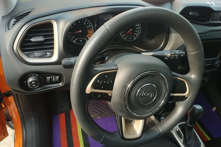 Used  Renegade 2016 1.4T Automatic Jingneng Edition
