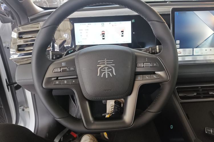 Used BYD Qin L 2025 DM-i Smart Drive 80KM Leading Model