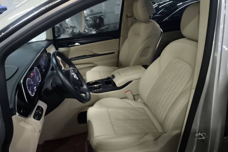 Used Buick GL8 2022 ES Land Cruiser 653T Luxury Model