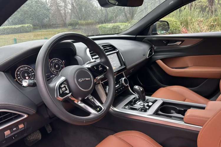 Used Jaguar XEL 2022 2.0T 250 PS R-DYNAMIC S Advanced Sport Edition
