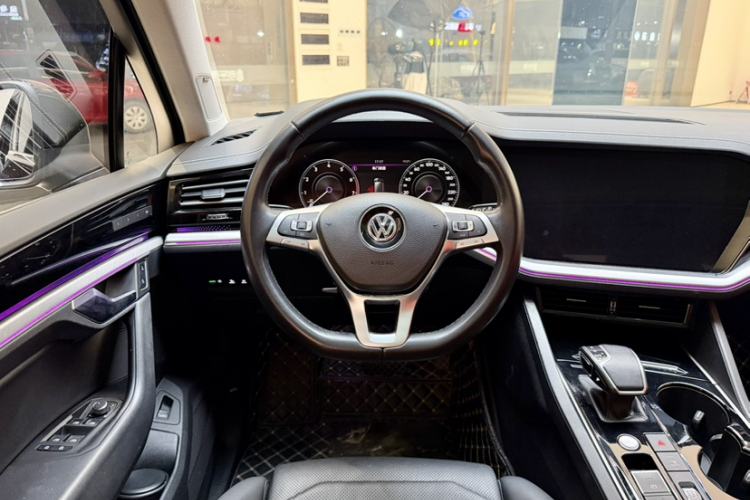 Used Volkswagen Touareg 2020 3.0 TSI Luxury Edition China VI
