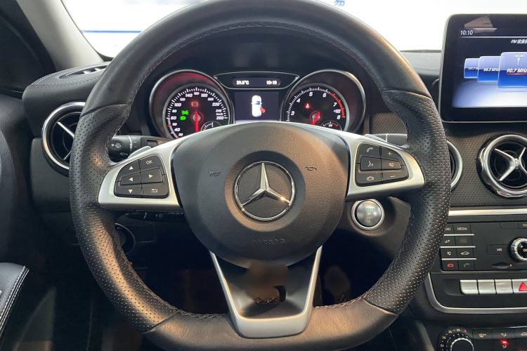 Used Mercedes-Benz GLA 2019 GLA 200 Fashion Model
