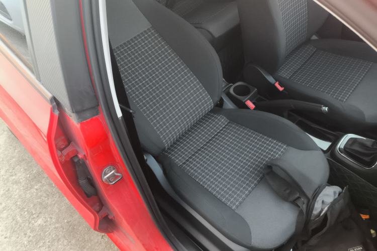 Used Volkswagen Polo 2016 1.6L Automatic Comfort Model
