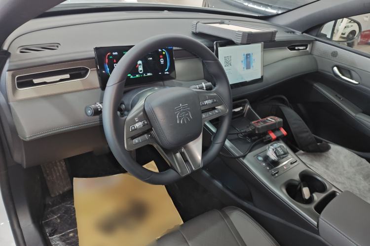 Used BYD Qin PLUS 2025 DM-i Smart Drive 55KM Leading Model
