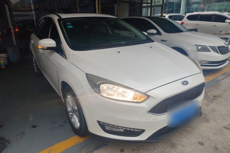 Used Ford Focus 2015 Hatchback 1.6L Automatic Fashion Edition