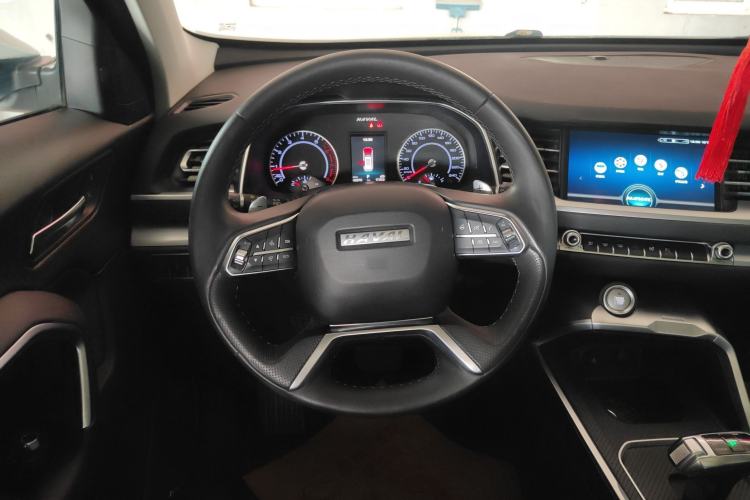 Used Haval H6 2017 Red-Label 1.3T Automatic Two-Wheel Drive ZhiShang Model
