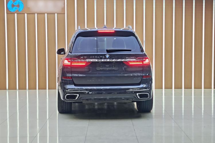 Used BMW X7 2020 xDrive40i Luxury M Sport Package