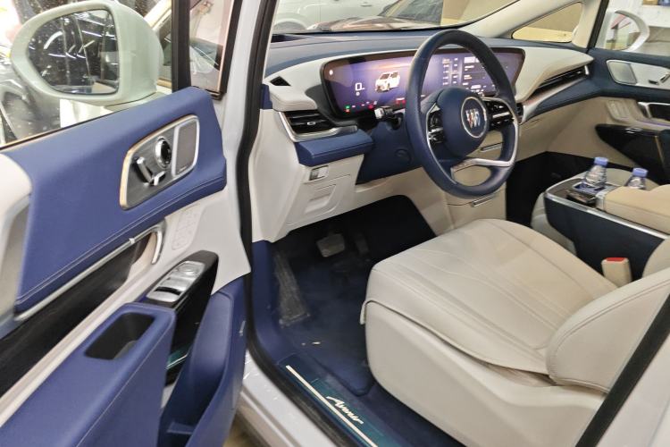 Used Buick Century 2025 2.0T Seven-Seater Yinshi Edition