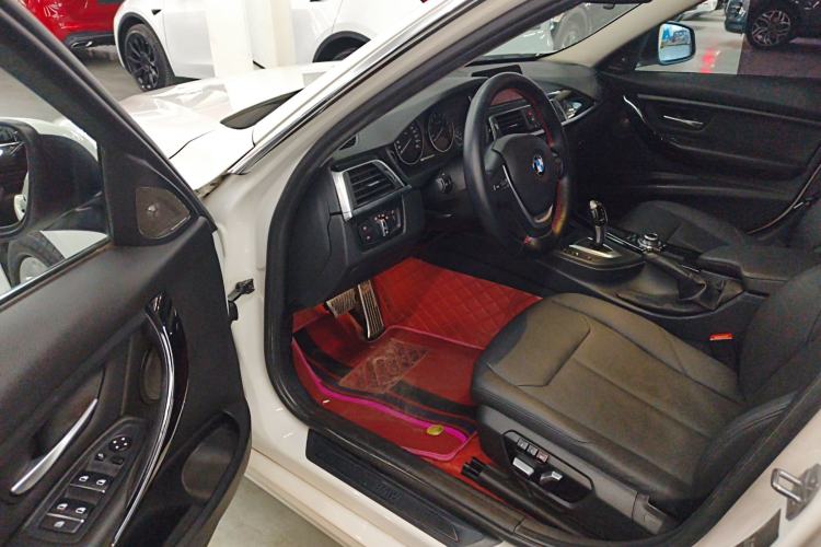 Used BMW 3 Series 2016 320Li Fashion Model
