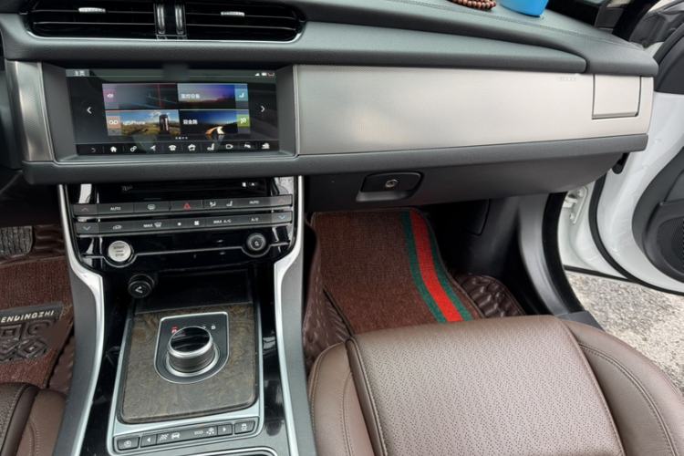 Used Jaguar XFL 2018 XFL 2.0T 250 PS Luxury Edition
