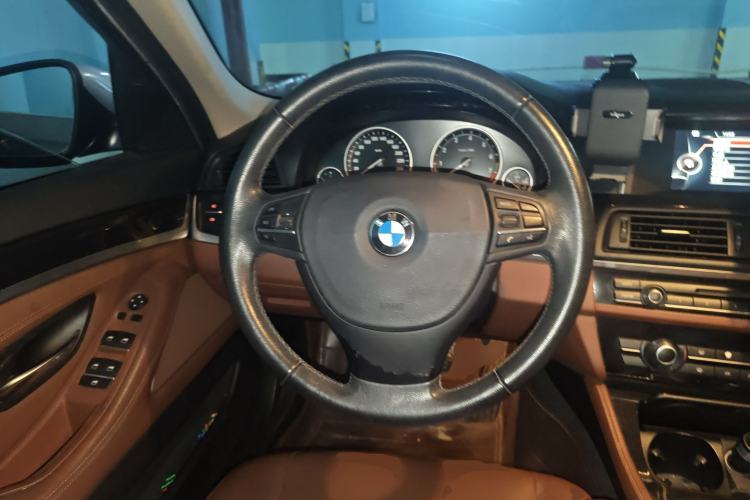 Used BMW 5 Series 2014 520Li Elegant Model