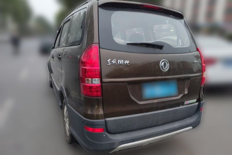 Used Dongfeng Fengon 360 2015 1.5L Manual Comfort II 7-Seater
