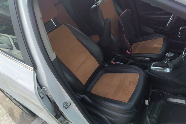 Used Buick Encore 2015 1.4T Automatic Two-Wheel Drive Urban Leading Model
