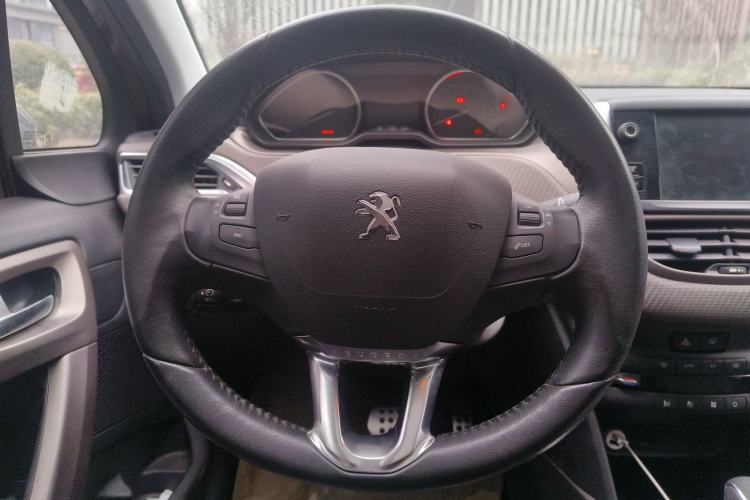 Used Peugeot 2008 2014 1.6L Automatic Navigation Edition