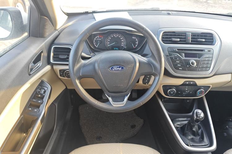 Used Ford Escort 2017 Revised Version 1.5L Manual Comfort Edition
