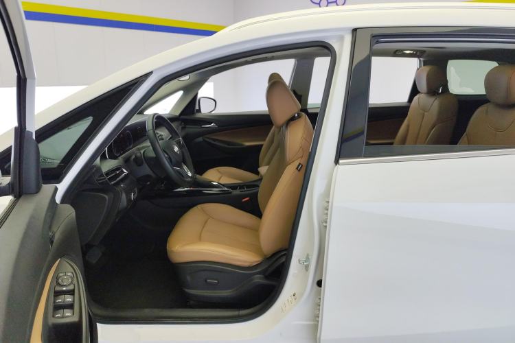 Used Buick GL6 2021 323T Mild Hybrid Connect Luxury Model
