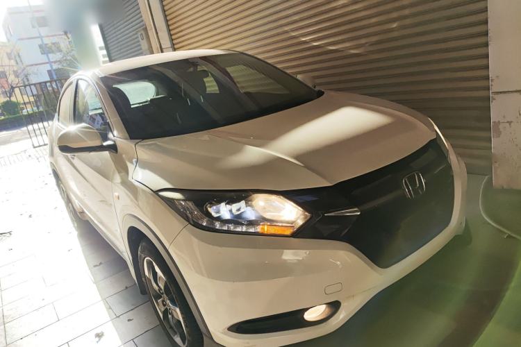 Used Honda Vezel 2017 1.8L CVT Front-Wheel Drive Pioneer Edition