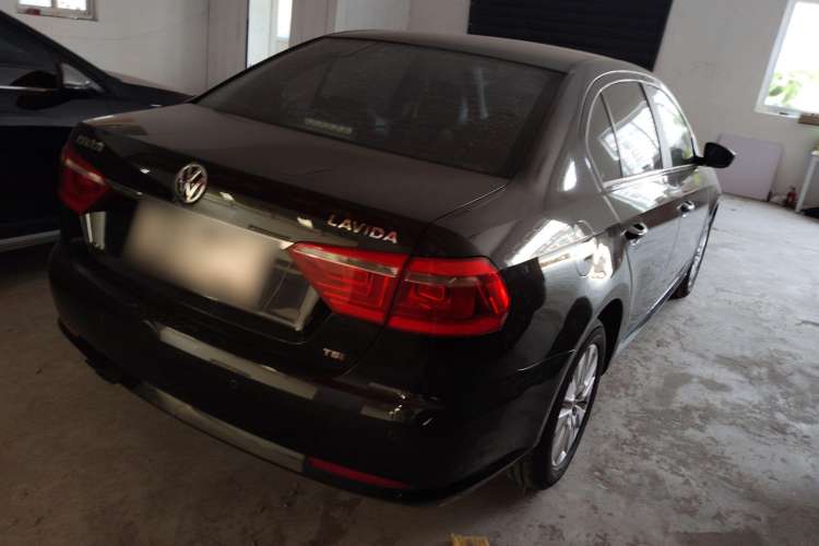 Used Volkswagen Lavida 2013 Revised Version 1.4 TSI DSG Comfort Edition
