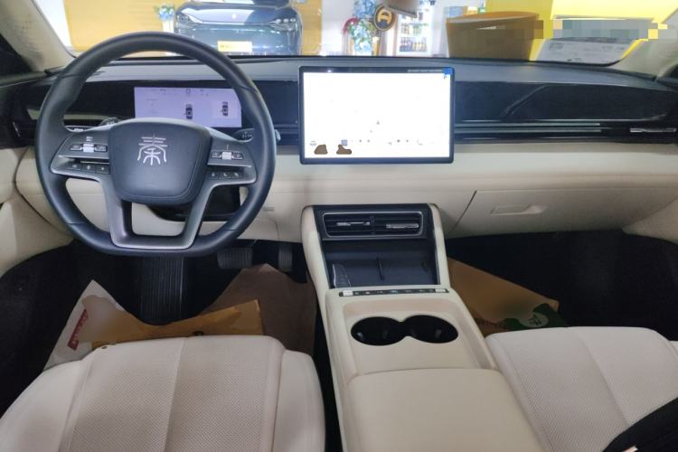 Used BYD Qin L 2025 EV 545KM Beyond Version
