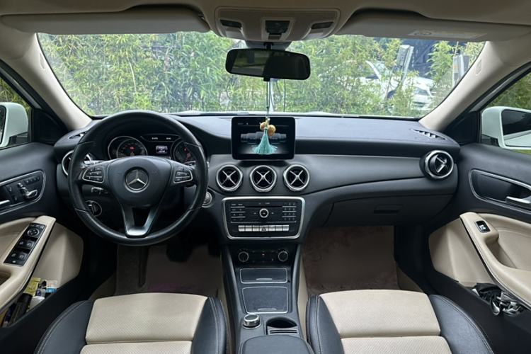 Used Mercedes-Benz GLA 2017 GLA 200 Fashion Model
