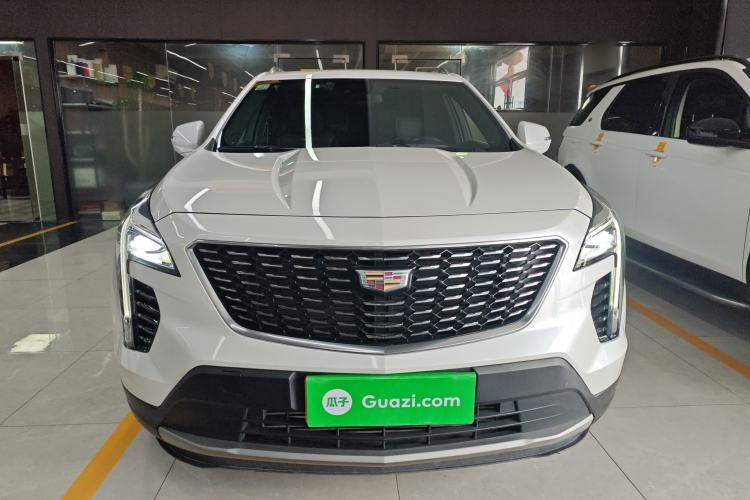 Used Cadillac XT4 2022 28T Two-Wheel-Drive Luxury Version
