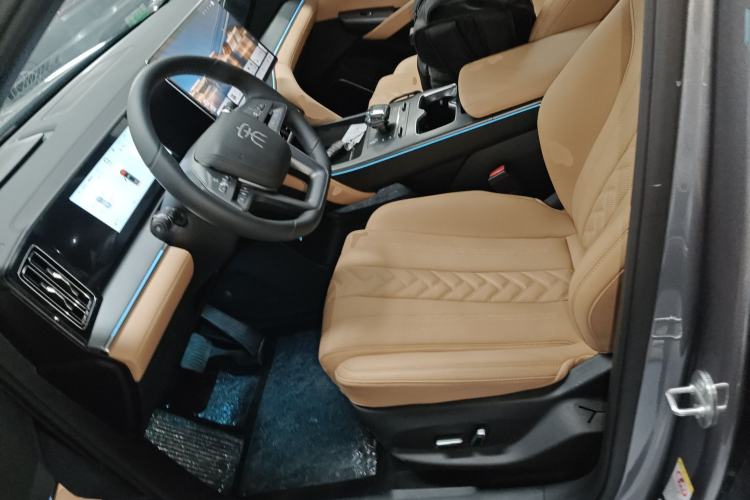 Used BYD Song L DM-i 2025 Intelligent Driving Version 160 km Beyond-Range Type
