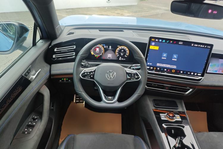 Used Volkswagen Tiguan L 2024 PRO 380TSI Four-Wheel Drive R-Line Prestige Edition
