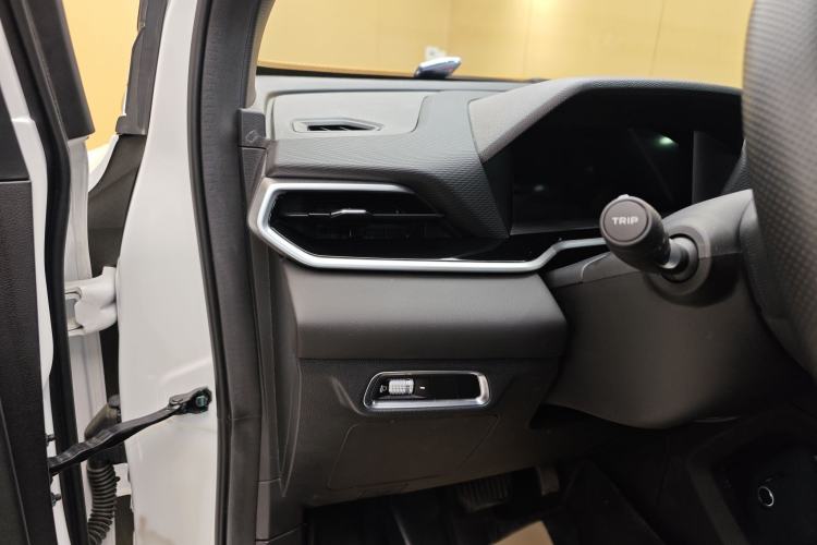 Used Geely Auto Coolray 2025 Bin Yue L 1.5T DCT Starlight Edition
