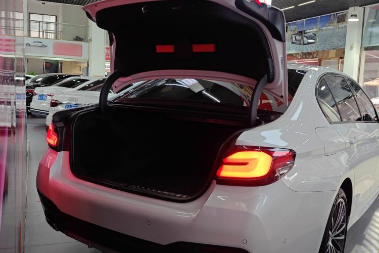 Used BMW 5 Series 2023 530Li Leading Model M Sport Package