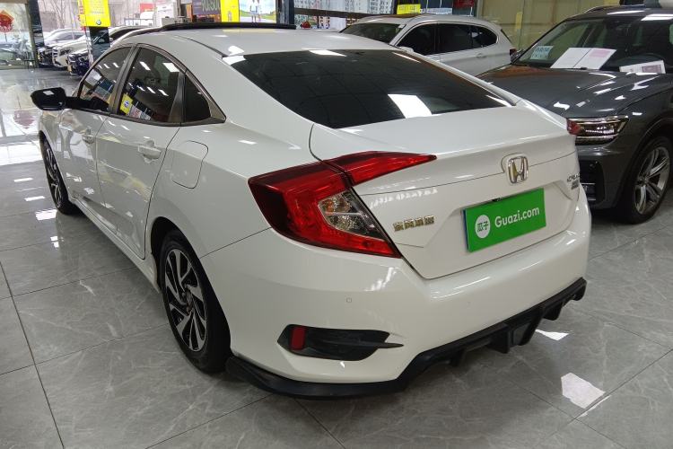 Used Honda Civic 2016 220TURBO CVT Luxury Edition
