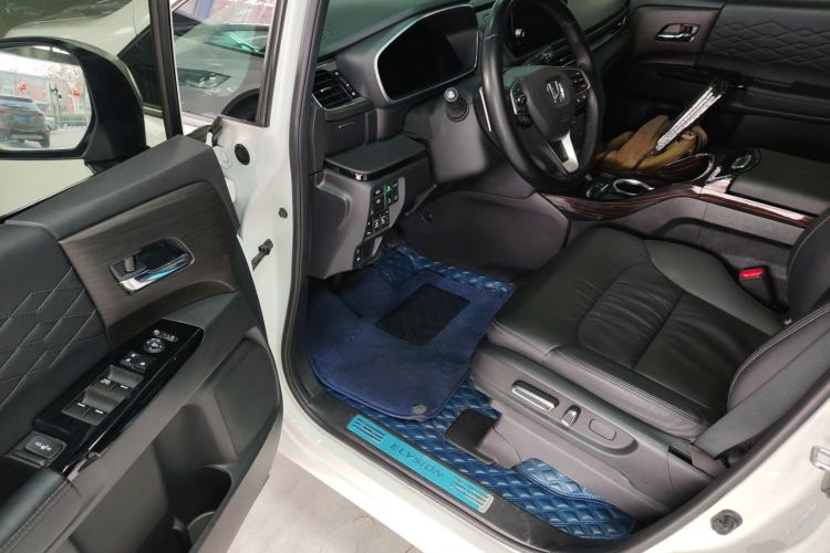 Used Honda Elysion 2022 2.0L eHEV Luxury First Edition
