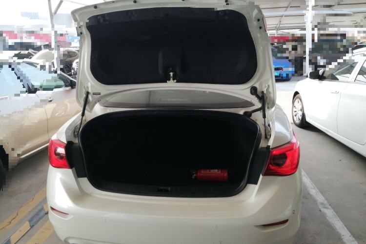 Used Infiniti Q50L 2016 2.0T Comfort Edition
