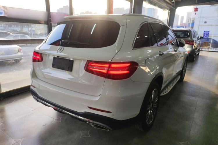 Used Mercedes-Benz GLC 2017 GLC 260 4MATIC Dynamic Edition
