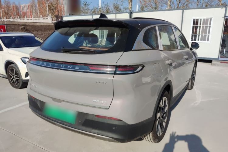 Used Bestune Yueyi 07 
