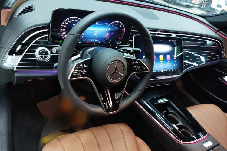 Used Mercedes-Benz E-Class 2024 Facelift E 260 L
