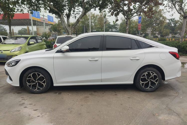 Used MG 5 2023 180 DVVT CVT Fashion Edition
