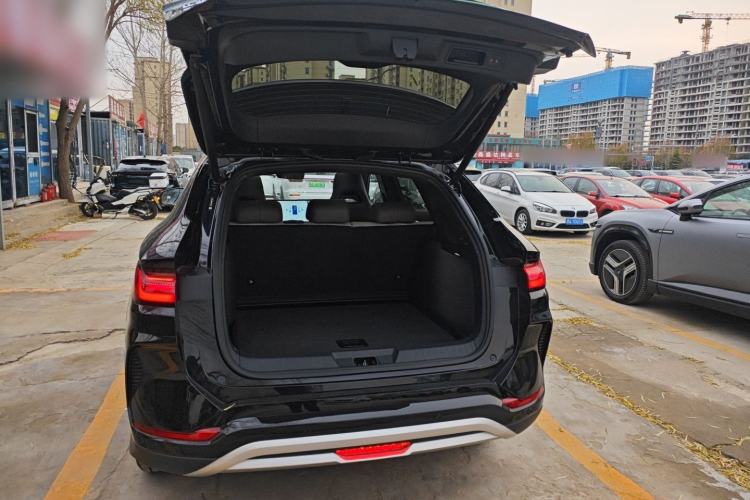 Used BYD Song PLUS New Energy 2025 EV Intelligent Driving Version 520km Premium Model
