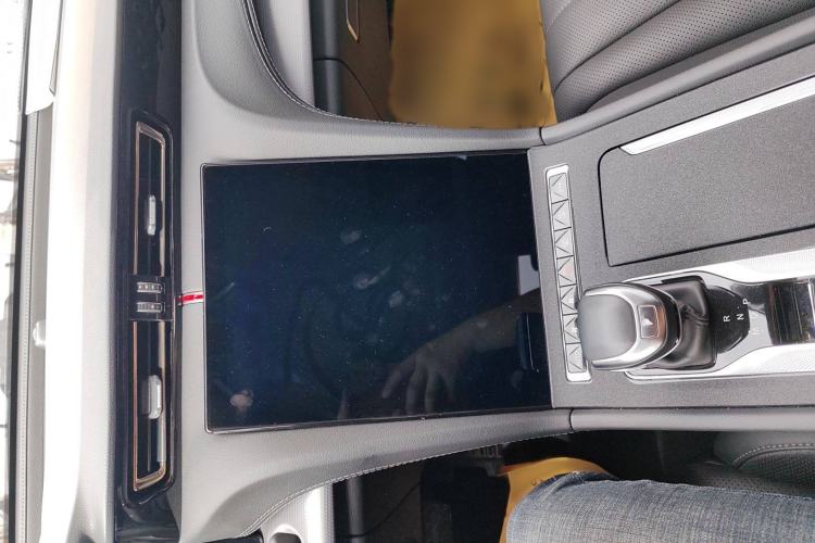 Used Hongqi H5 2024 2.0T Automatic Smart Connect Flagship Edition
