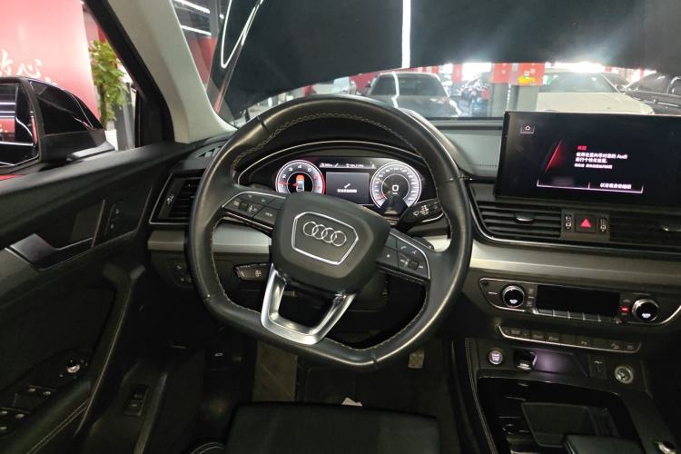 Used Audi Q5L 2021 40 TFSI Fashion Dynamic Model
