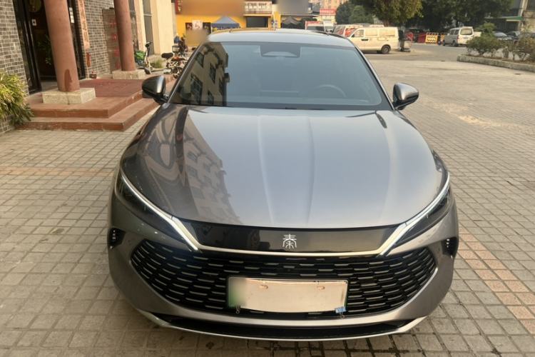 Used BYD Qin L 2025 DM-i Smart Drive 120KM Leading Model