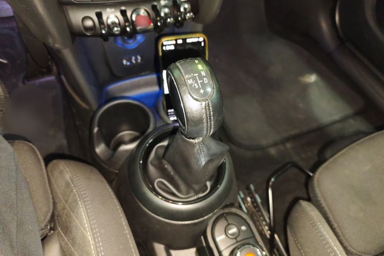 Used  MINI 2016 1.5T COOPER Five-Door Edition
