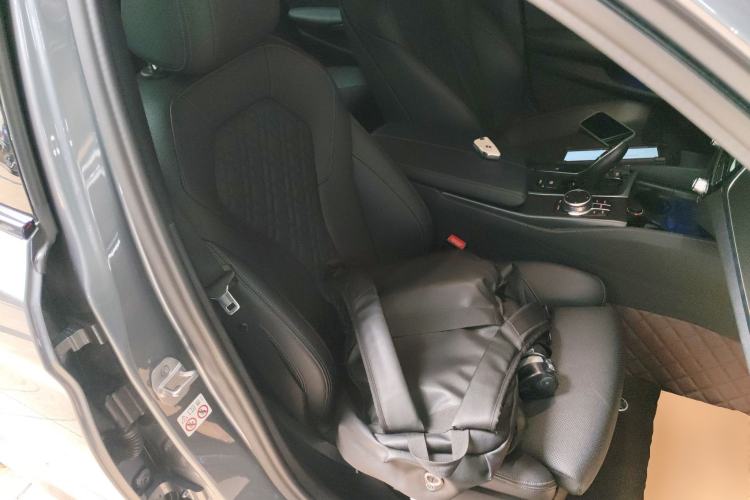 Used BMW 5 Series (Import) 2022 Restyled 525i M Sport Package