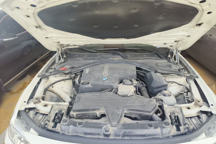 Used BMW 3 Series 2014 320Li Fashion Model
