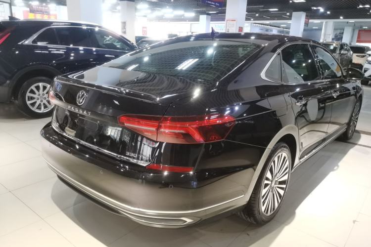 Used Volkswagen Passat 2021 330TSI Luxury Edition