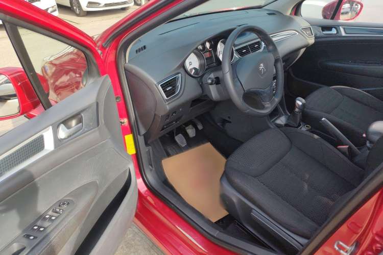 Used Peugeot 308 2014 Enjoy Edition Classic 1.6L Manual Fashion Model
