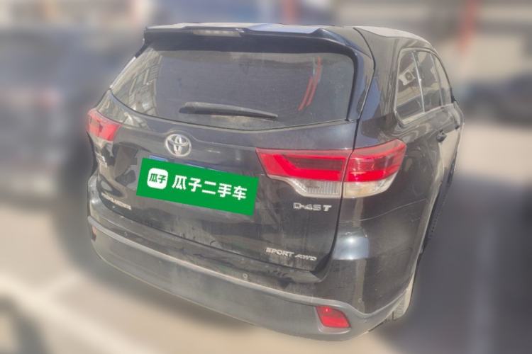 Used Toyota Highlander 2018 2.0T Four-Wheel Drive Luxury Edition 7 Seats China V Emission Standard
