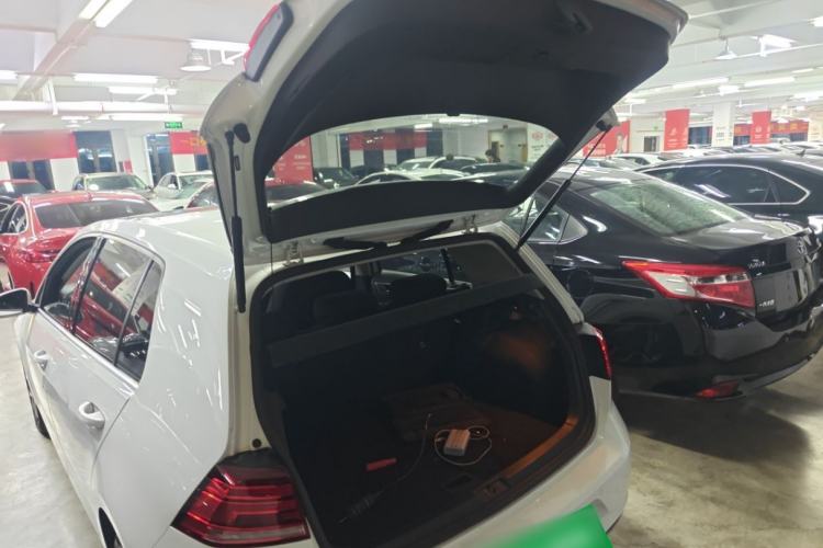 Used Volkswagen Golf 2020 200TSI DSG Comfortable and Ambitious Edition
